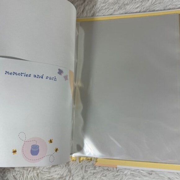 Vintage Disney x Hallmark First Year Baby Book 'Early Days of Wonder and Love' - Picture 12 of 16